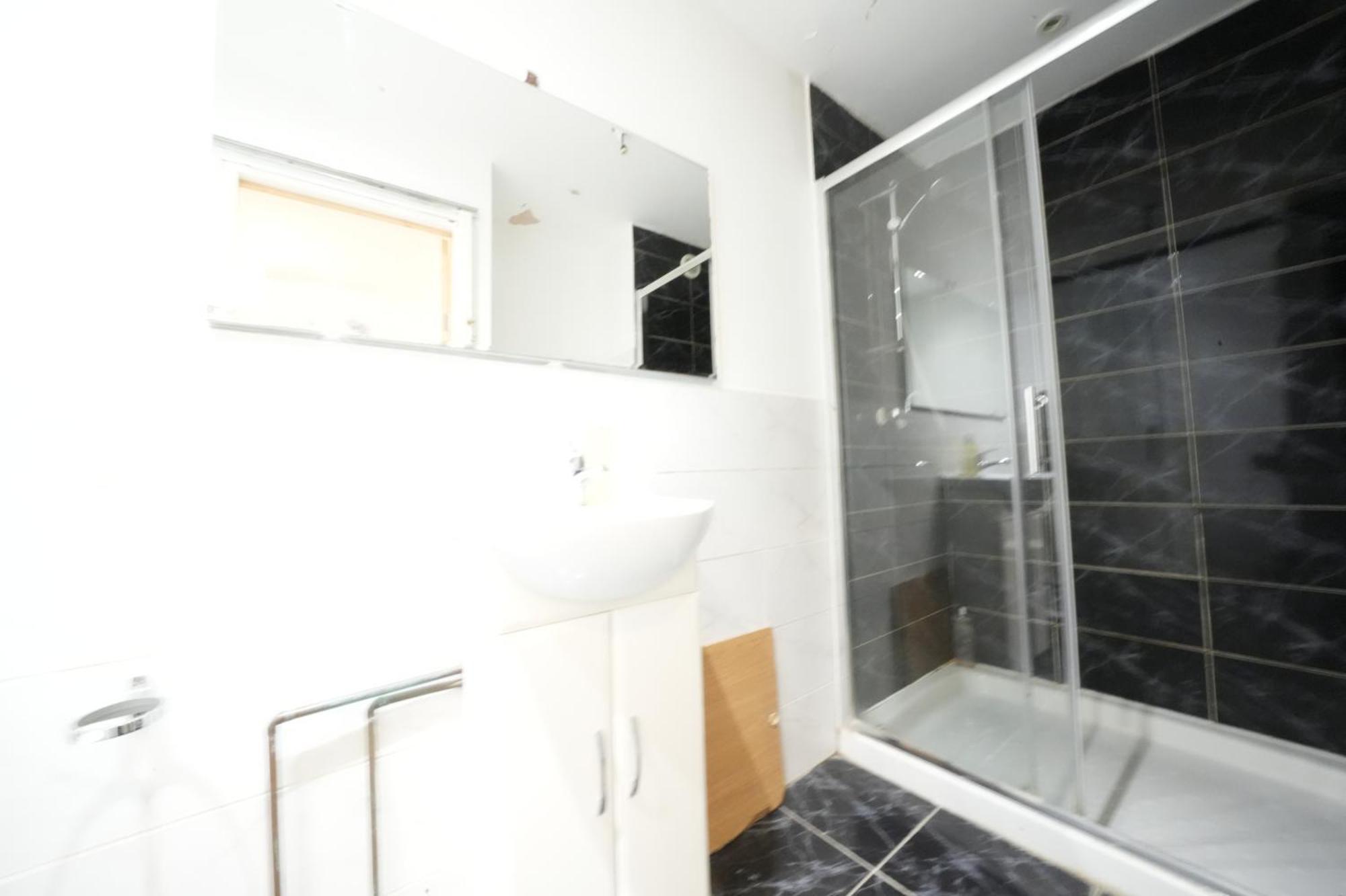 Airport Comfy Stay Harmondsworth Exteriör bild